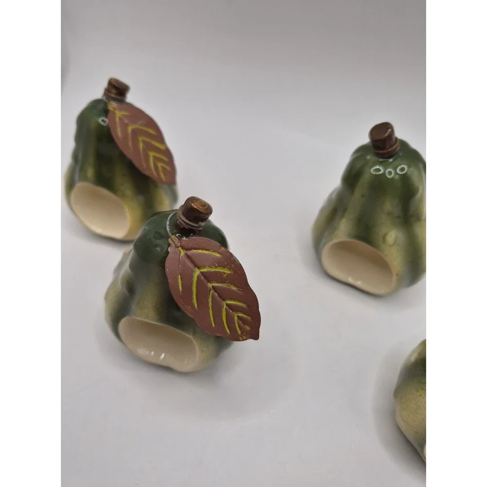 Set Of 4 Vtg Russ Pear Shaped Napkin Rings Holders Hand-painted Ceramic Fruit